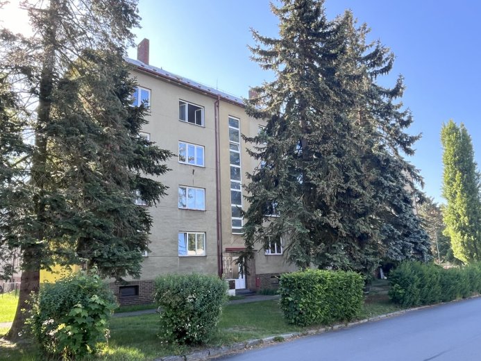 Prodej bytu 3+1, balkon, 84 m2, garáž, Šobrova, Písek