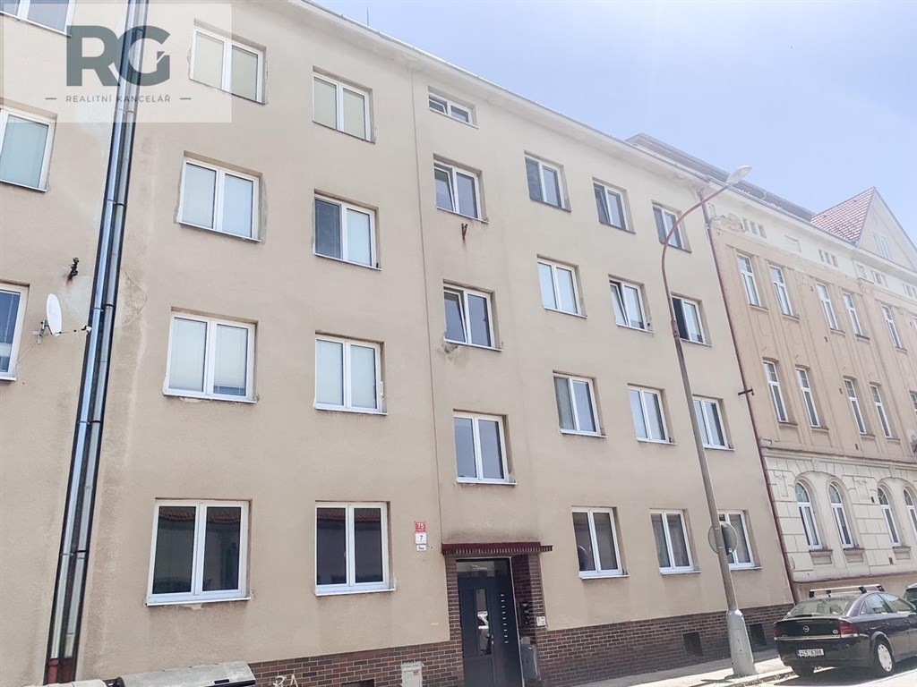 Prodej bytu 2+1, balkon, Komenského, České Budějovice č.17