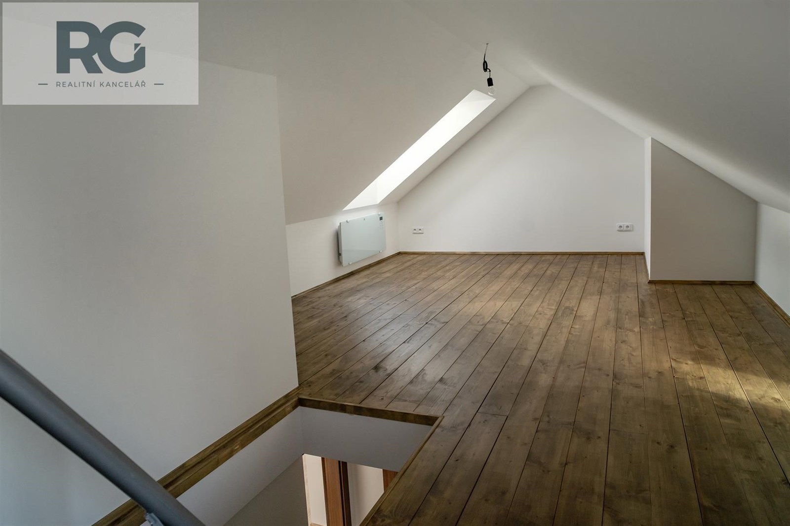 Prodej podkrovního bytu 3+kk, 78 m², terasa, Dvořákova, Písek č.3